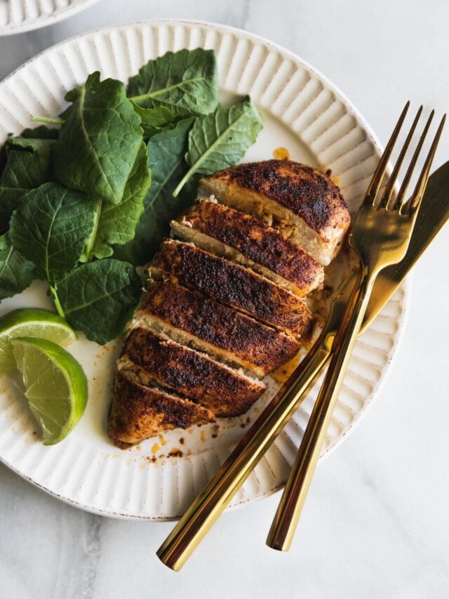 Easy 20-Minute Baked Smoky Chicken Breast Story