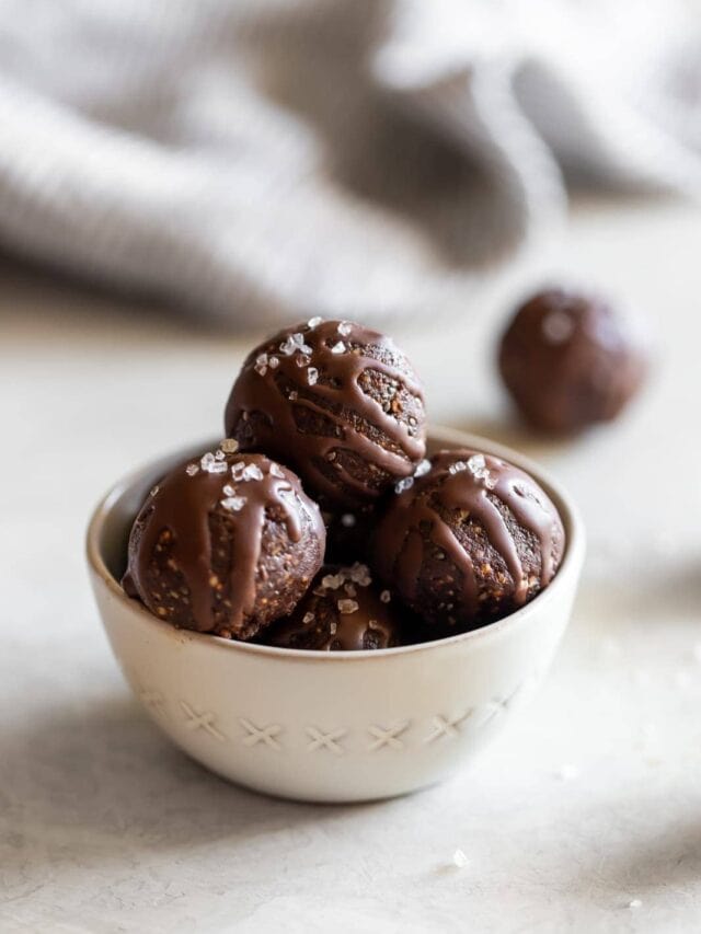 Dark Chocolate Mint Protein Balls Story A Sassy Spoon