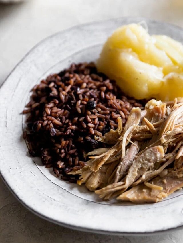 Cuban Moros: Quick Method With Canned Black Beans