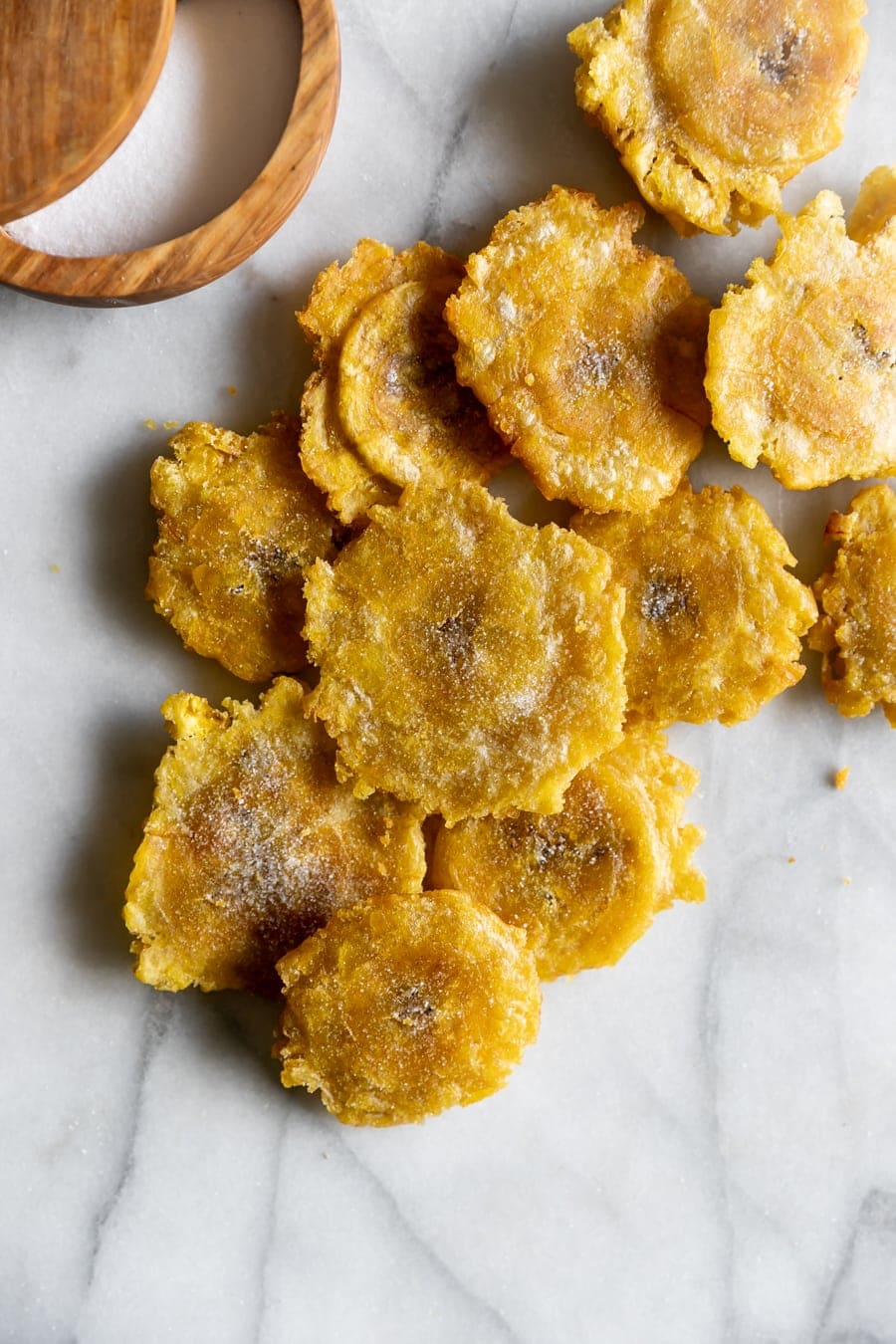 How To Make Tostones (Twice-Fried Green Plantains) - A Sassy Spoon